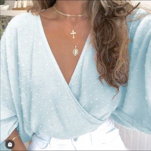 Audrey 3+1 surplice blouse